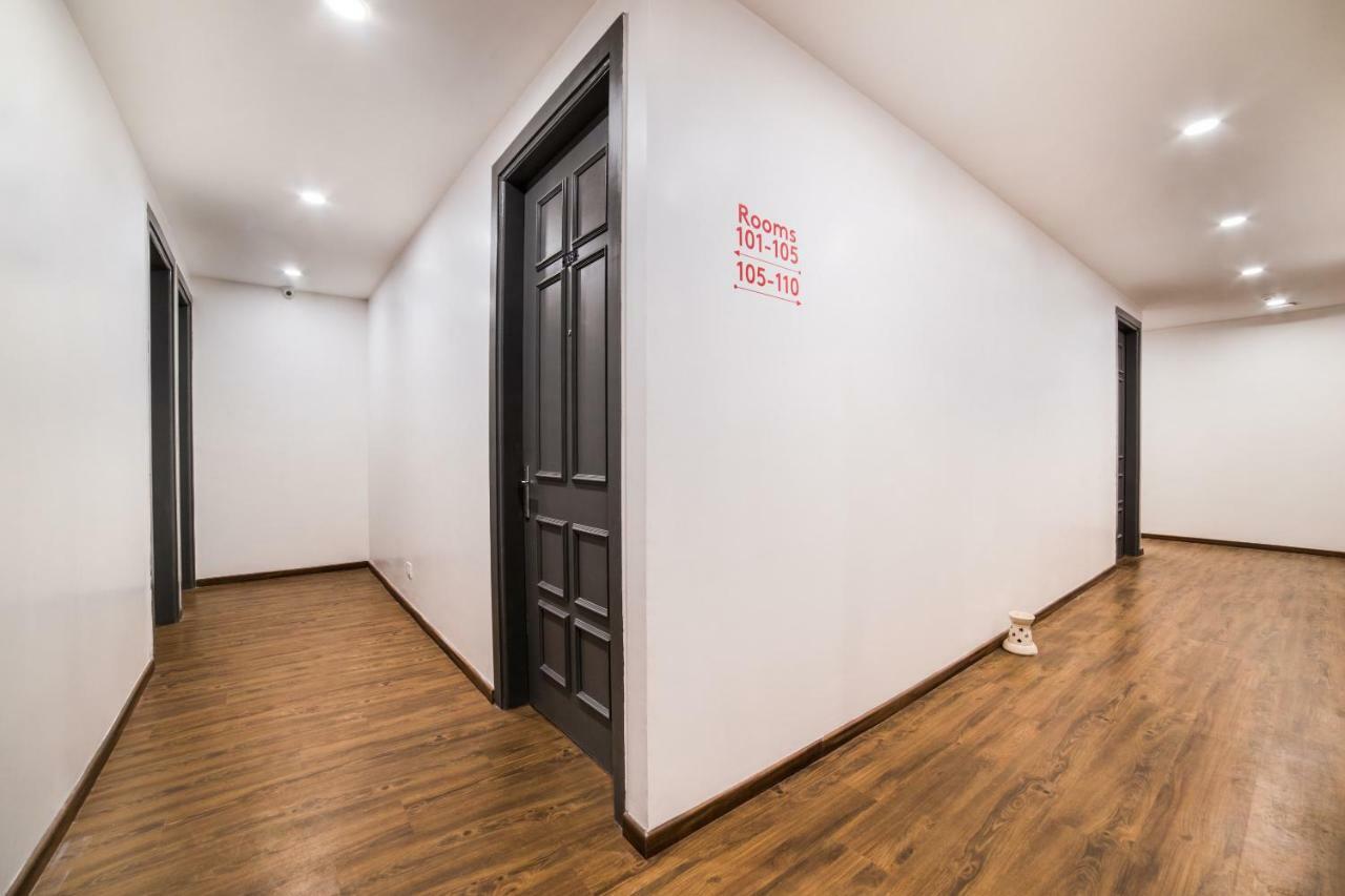 Oyo Townhouse 086 Pankha Road Otel Yeni Delhi Dış mekan fotoğraf